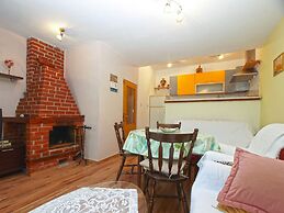 Apartment 949