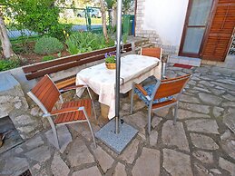 Apartment 950