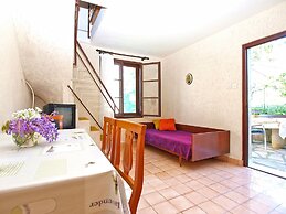 Apartment 950