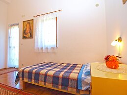 Apartment 950