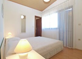Apartment 959