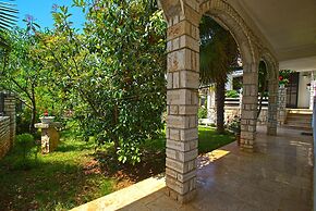 Apartment 959