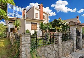 Apartment 959