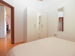 Apartment 959