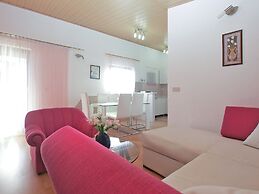 Apartment 959