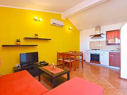 Apartment 990