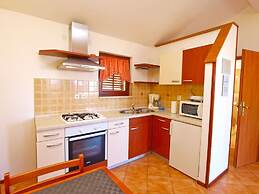 Apartment 990