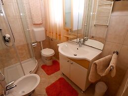 Apartment 1005