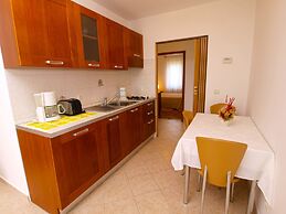 Apartment 1005