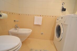 Apartment 1045