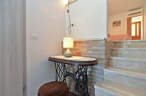 Apartment 1049