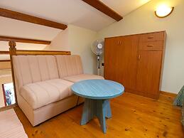 Apartment 1049