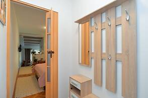 Apartment 1049