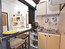 Apartment 1050