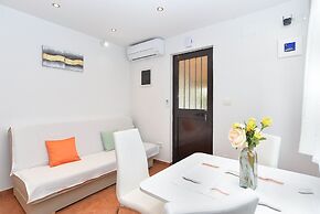Apartment 1064