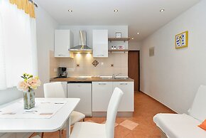 Apartment 1064
