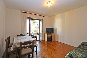 Apartment 1057
