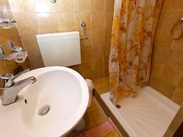 Apartment 1057