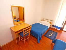 Apartment 1077