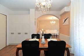 Apartment 1089