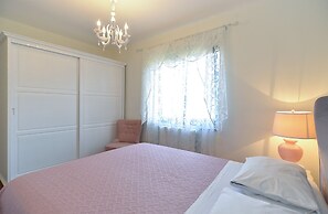Apartment 1089