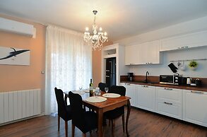Apartment 1089