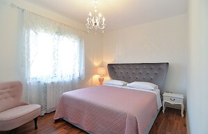 Apartment 1089