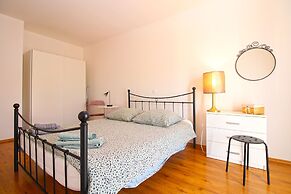 Apartment 1092