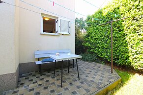 Apartment 1092