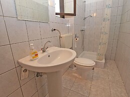 Apartment 1095