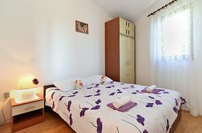 Apartment 1096