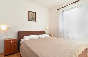 Apartment 1096