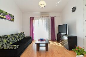 Apartment 1096