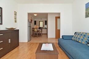 Apartment 1096