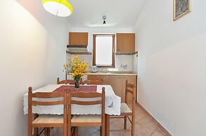 Apartment 1096