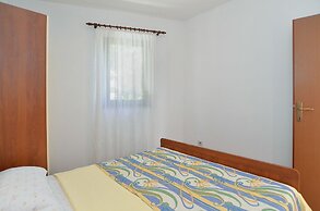 Apartment 1096