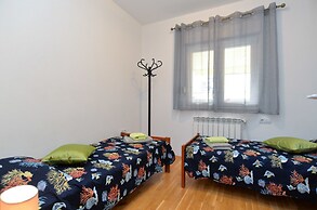 Apartment 1100