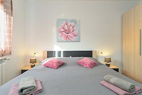 Apartment 1100