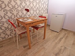 Apartment 1103