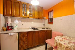 Apartment 1112