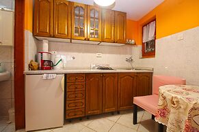 Apartment 1112