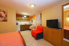 Apartment 1112