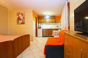 Apartment 1112