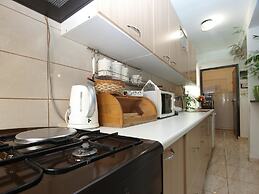 Apartment 1123
