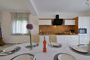 House 1125
