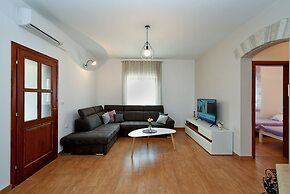 House 1125