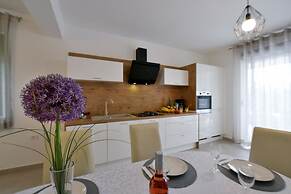 House 1125