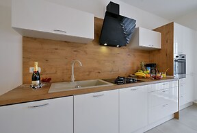 House 1125