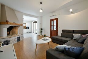 House 1125