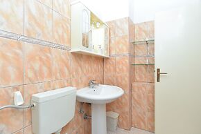 Apartment 1128